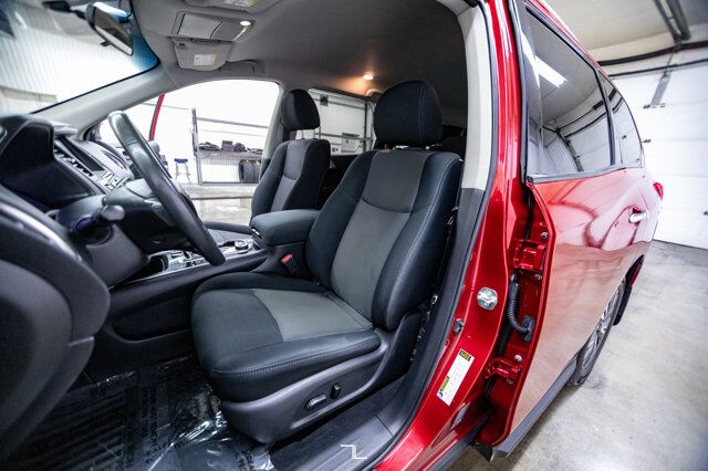 2017 Nissan Pathfinder AWD SV BCam PSeat Red Deer AB