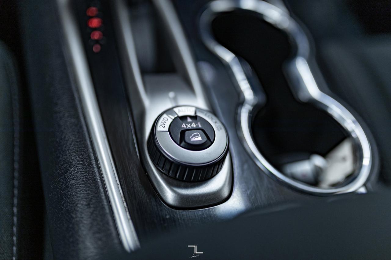 2017 Nissan Pathfinder AWD SV BCam PSeat Red Deer AB