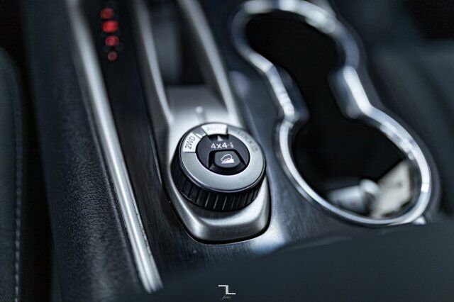 2017 Nissan Pathfinder AWD SV BCam PSeat Red Deer AB