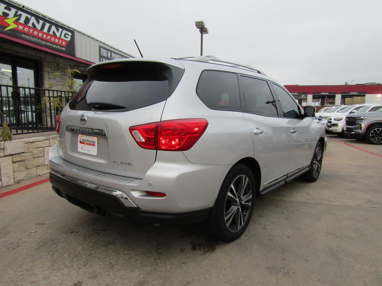 2017 Nissan Pathfinder FWD Platinum Grand Prairie TX