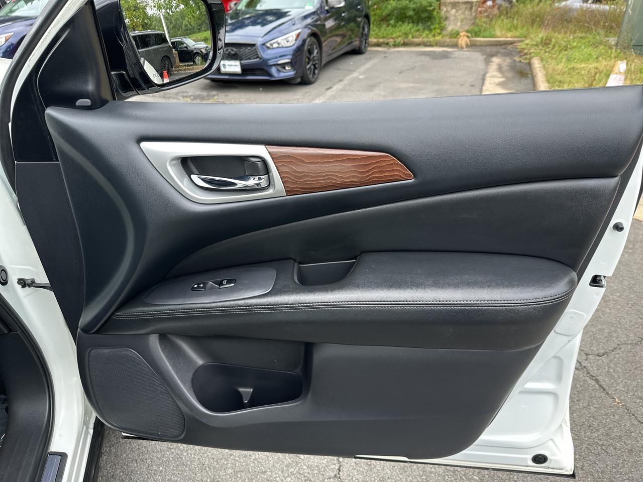 2017 Nissan Pathfinder Platinum Chantilly VA