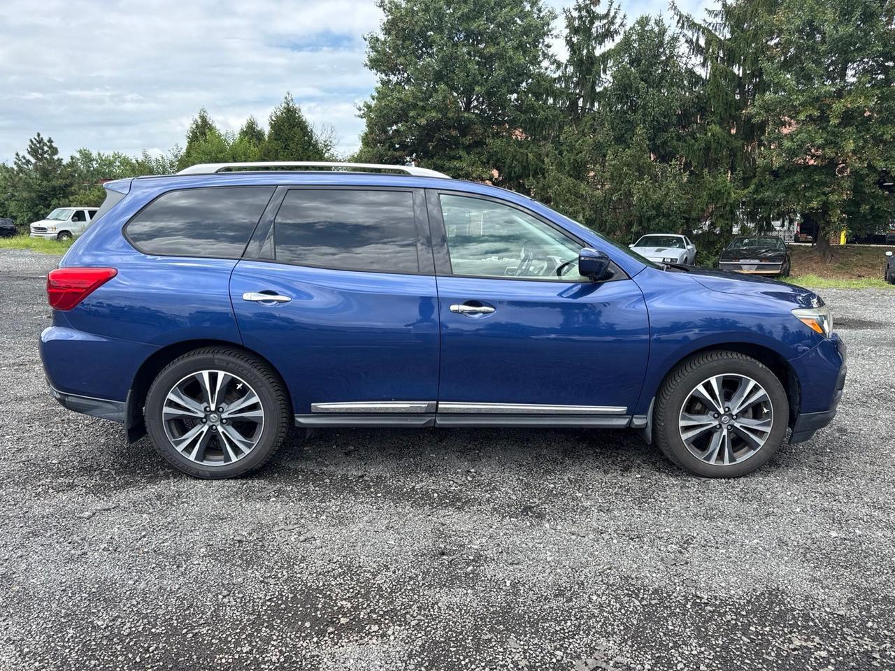 2017 Nissan Pathfinder Platinum Chantilly VA