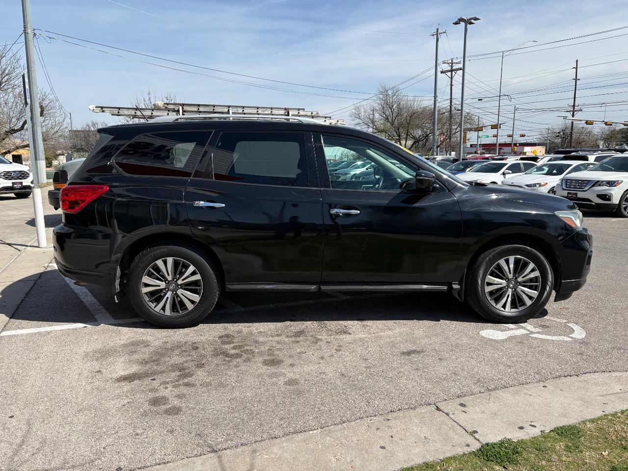 2017 Nissan Pathfinder S 2WD Austin TX