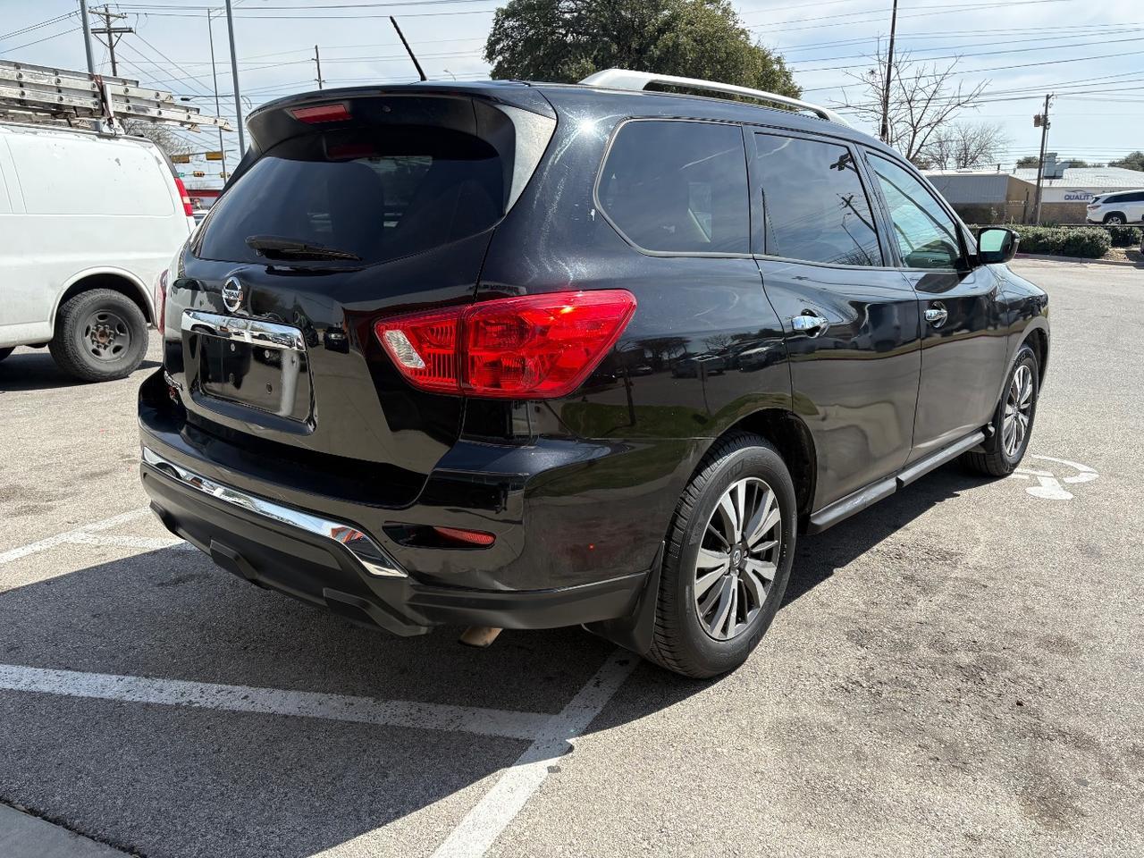 2017 Nissan Pathfinder S 2WD Austin TX