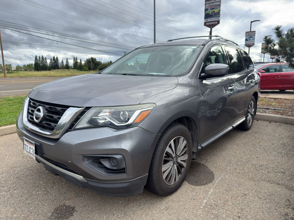 2017 Nissan Pathfinder S