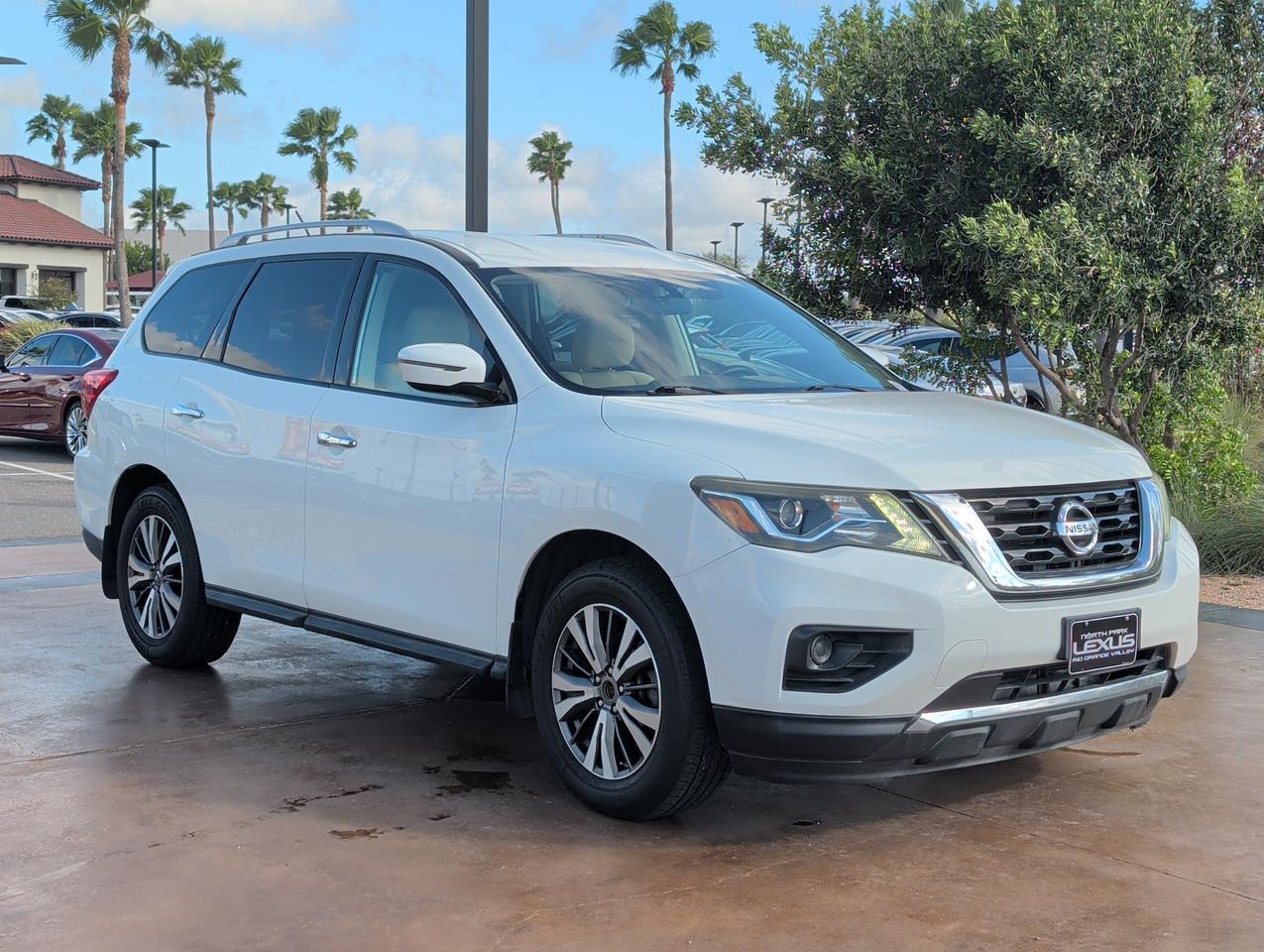 2017 Nissan Pathfinder S