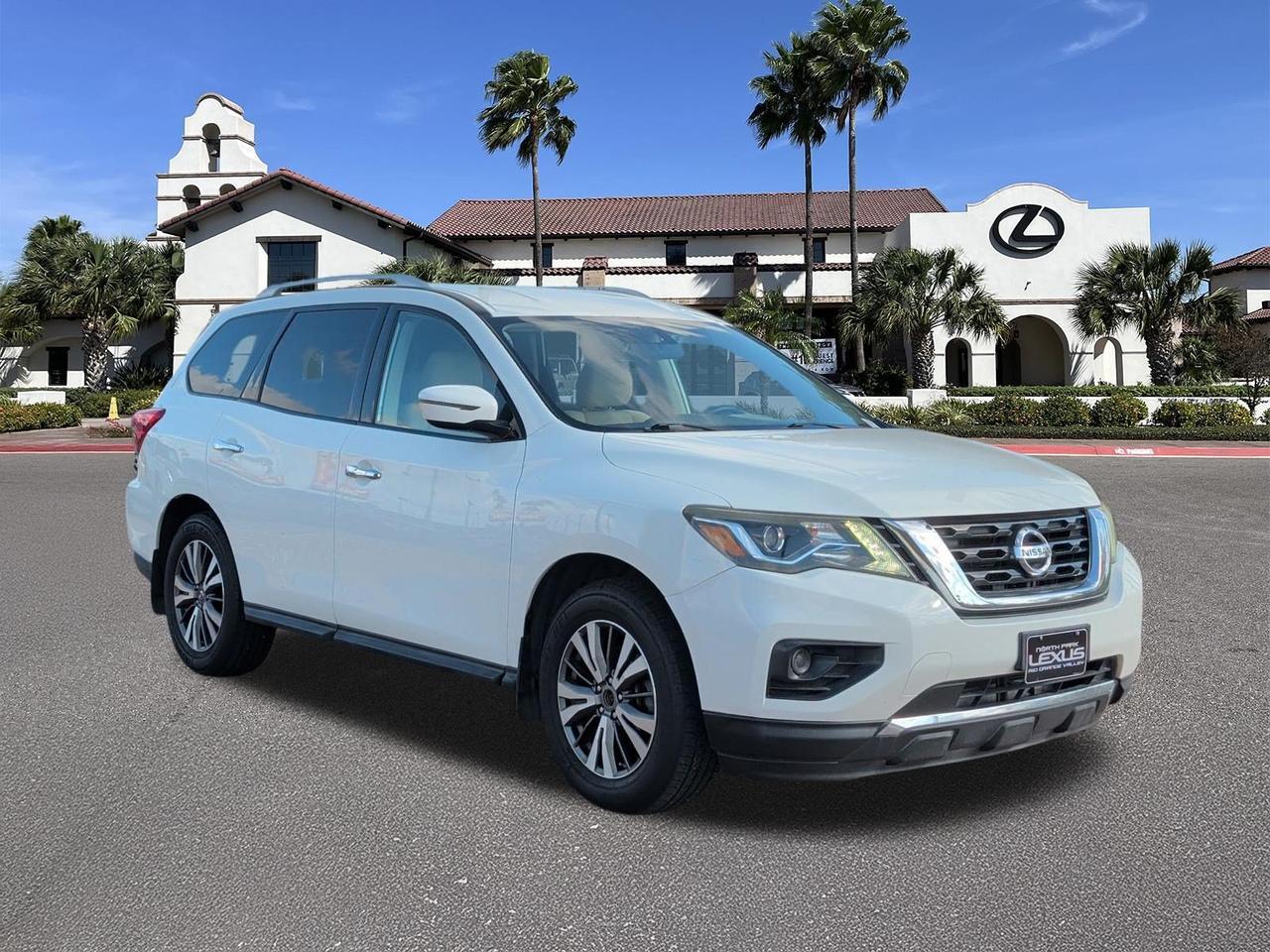 2017 Nissan Pathfinder S