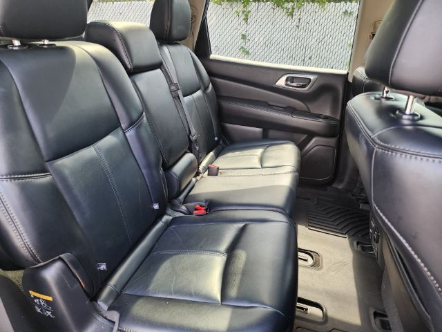 2017 Nissan Pathfinder SL East Islip NY