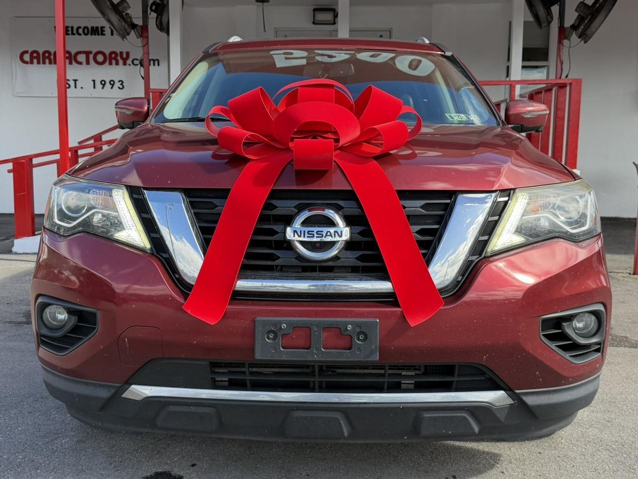 2017 Nissan Pathfinder SL