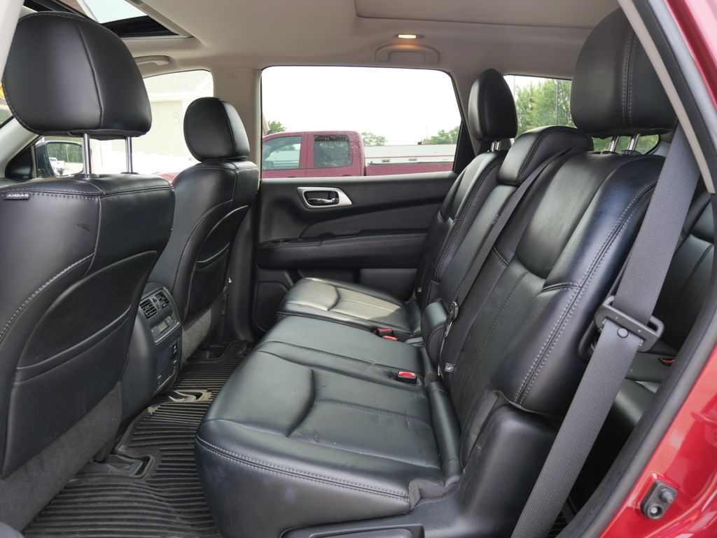 2017 Nissan Pathfinder SL Mt Pleasant MI