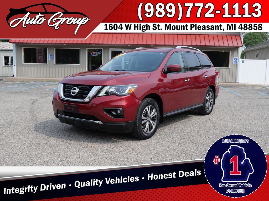 2017 Nissan Pathfinder SL