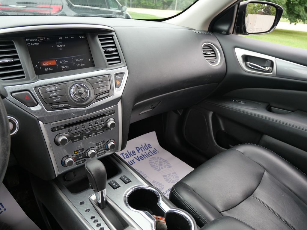 2017 Nissan Pathfinder SL Mt Pleasant MI