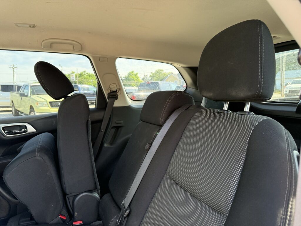 2017 Nissan Pathfinder SV Crestwood KY