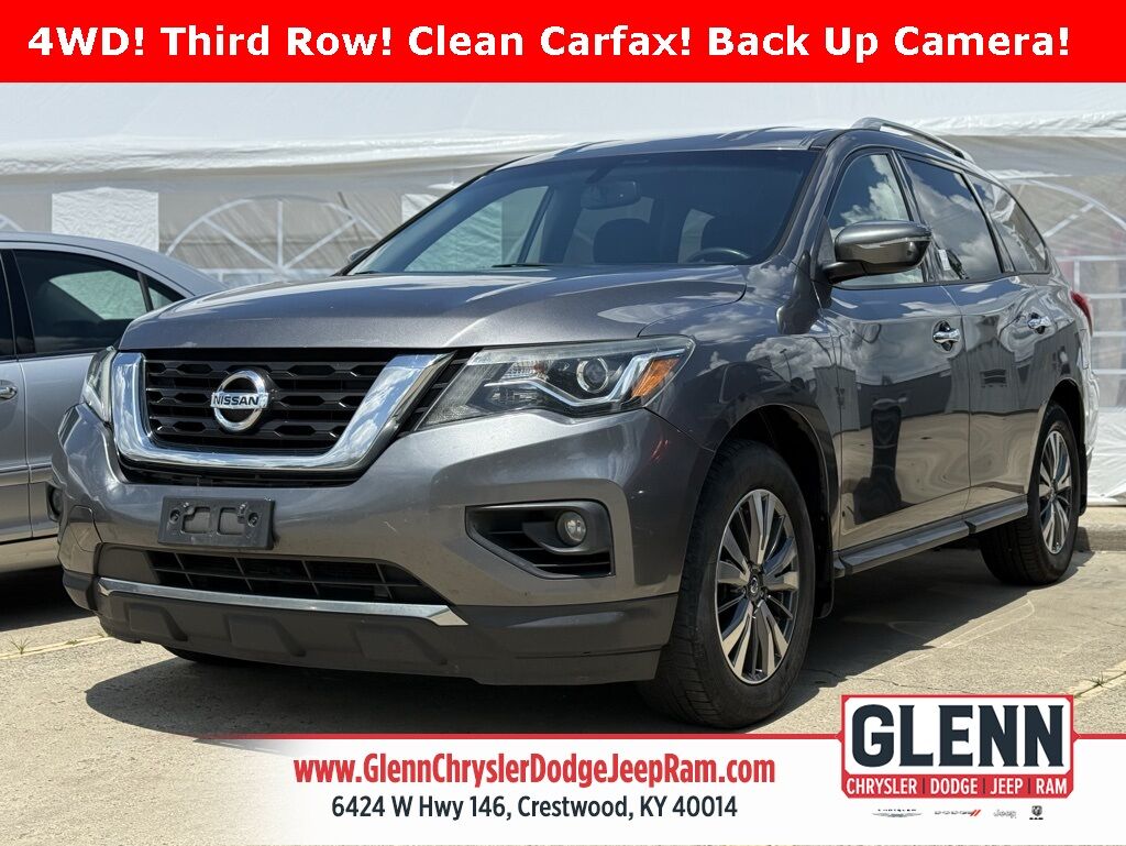 2017 Nissan Pathfinder SV