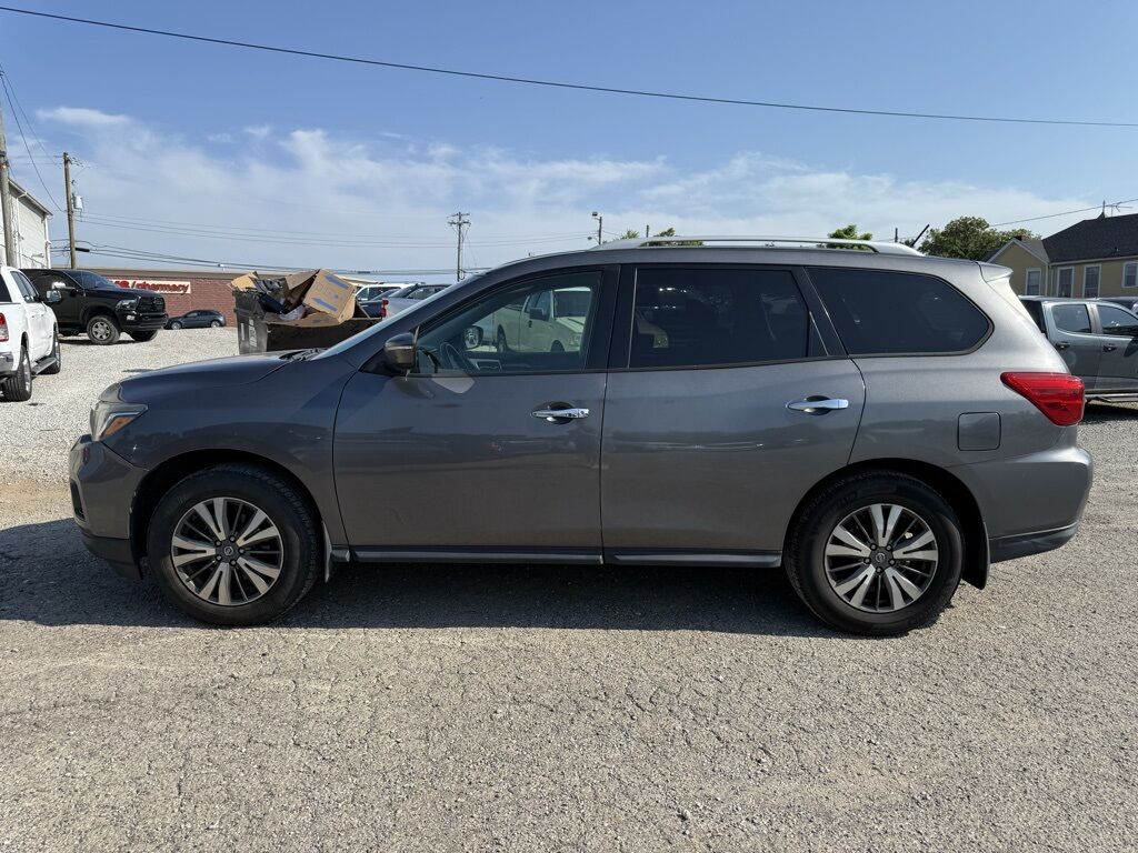 2017 Nissan Pathfinder SV Crestwood KY
