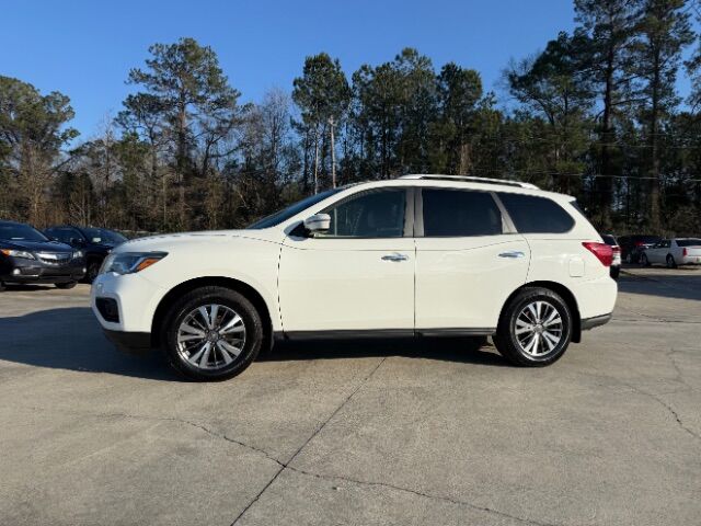 2017 Nissan Pathfinder SV