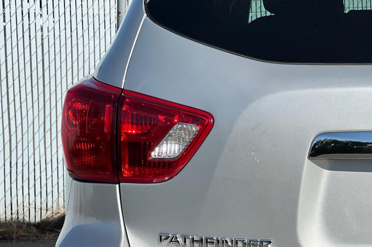 2017 Nissan Pathfinder SV Roseville CA