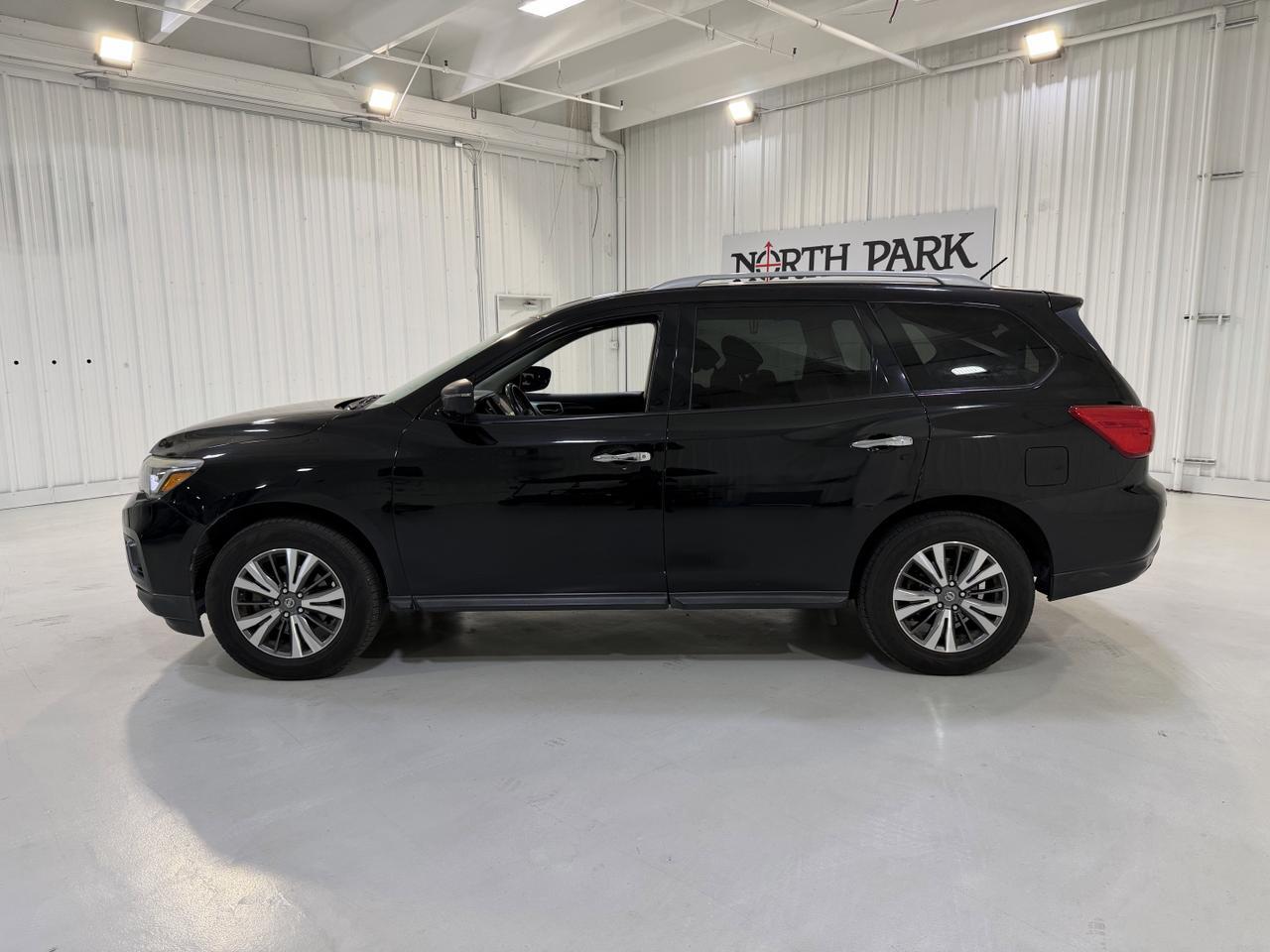2017 Nissan Pathfinder SV San Antonio TX