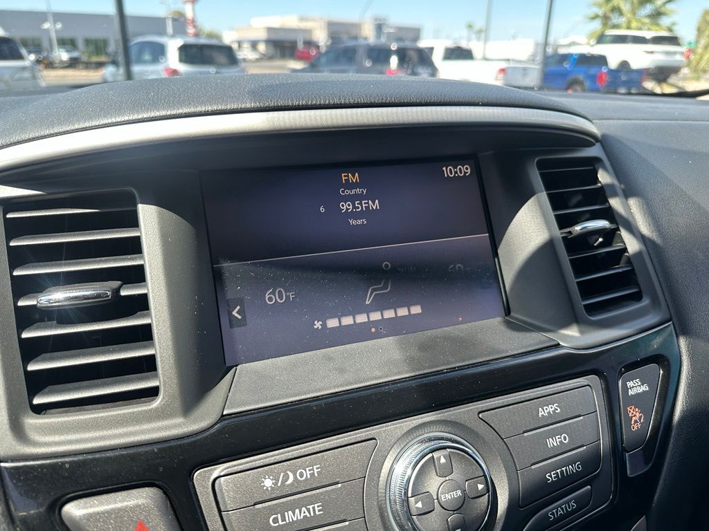 2017 Nissan Pathfinder SV Tucson AZ
