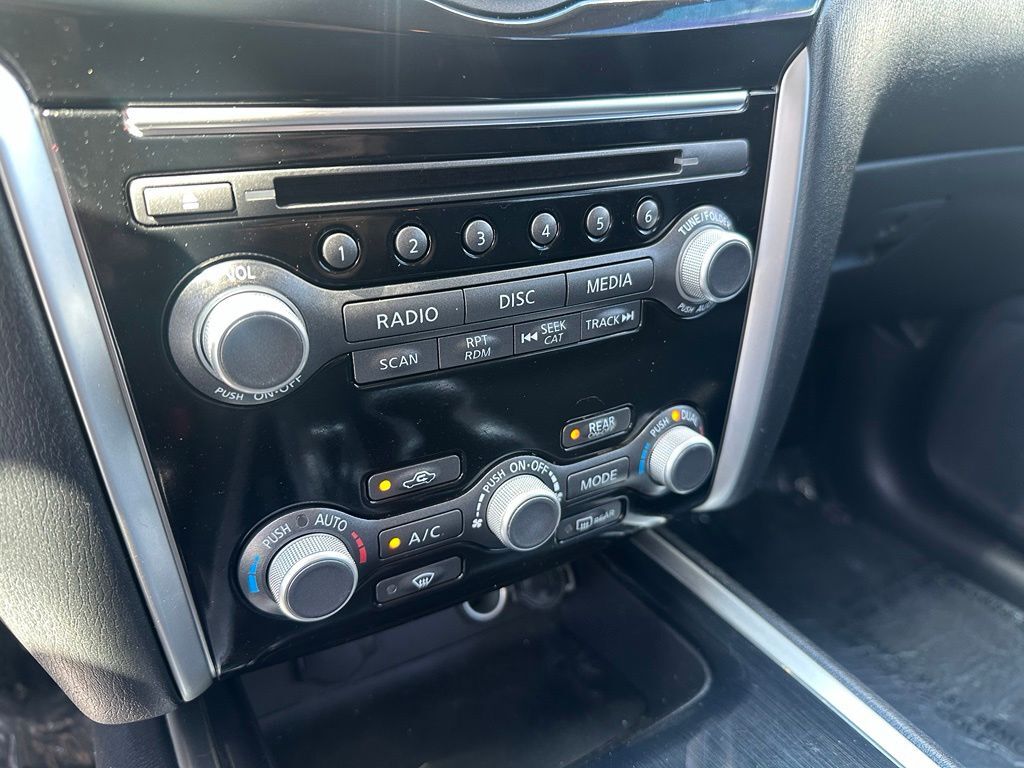 2017 Nissan Pathfinder SV Tucson AZ
