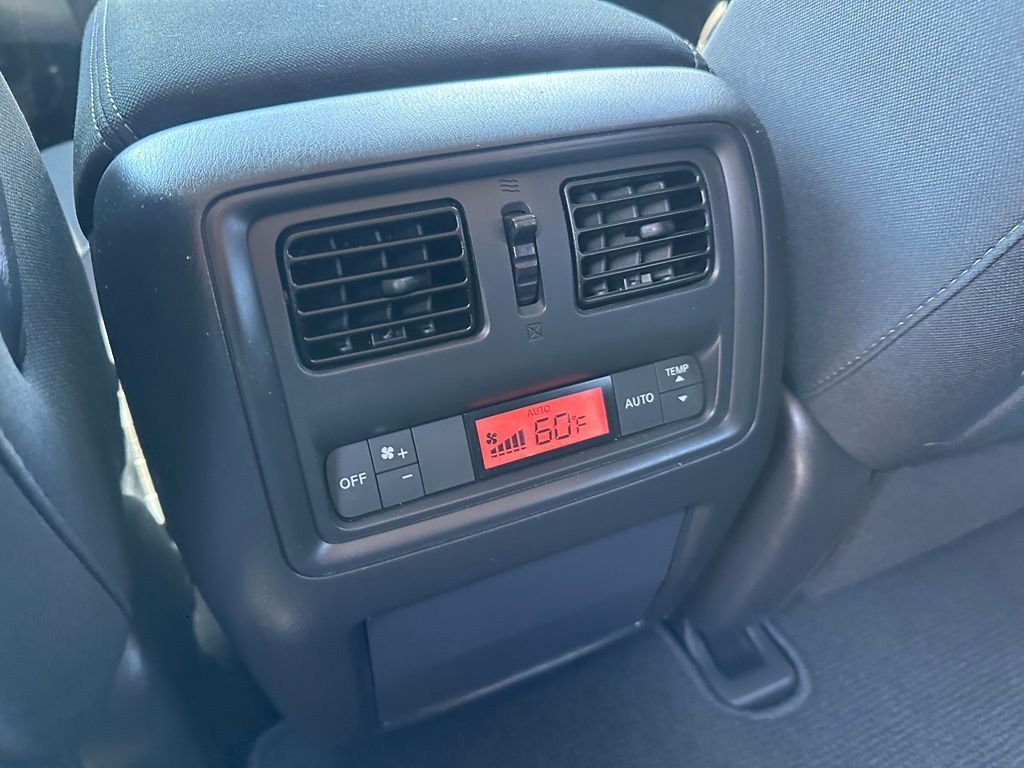 2017 Nissan Pathfinder SV Tucson AZ