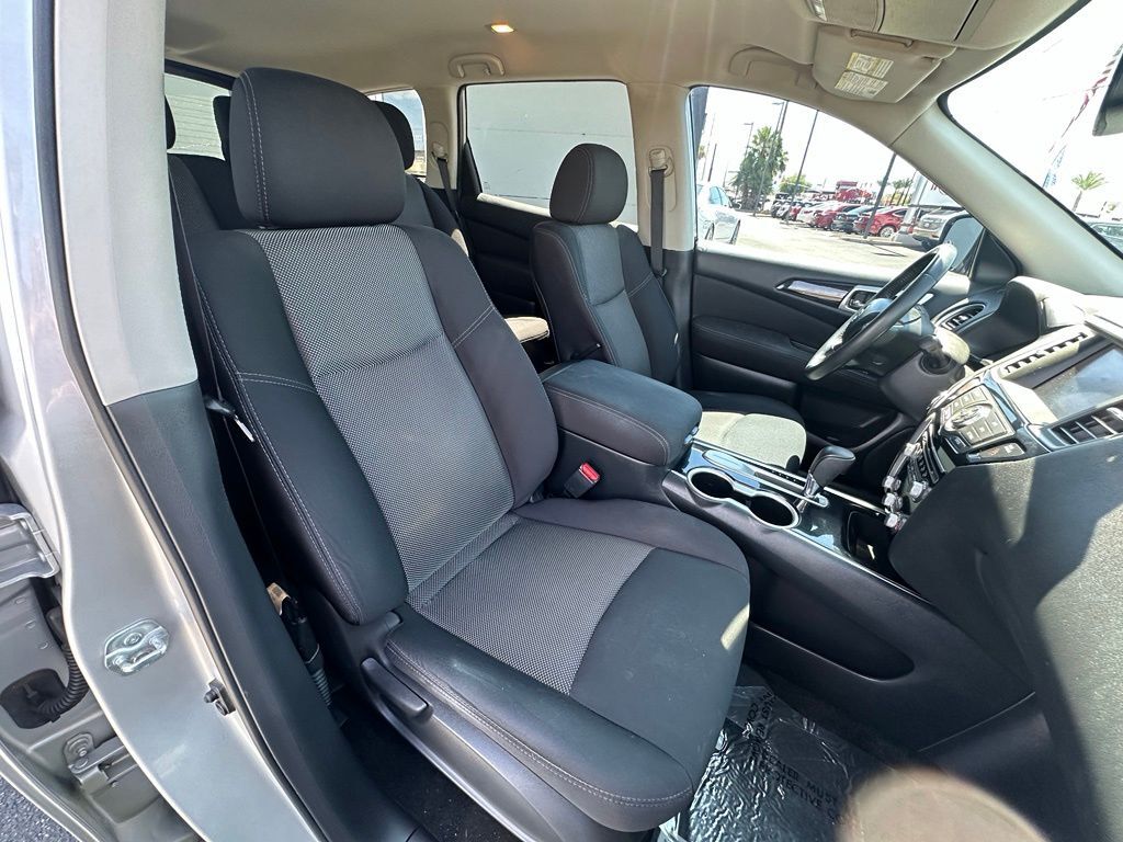 2017 Nissan Pathfinder SV Tucson AZ