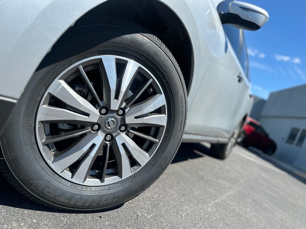 2017 Nissan Pathfinder SV Tucson AZ