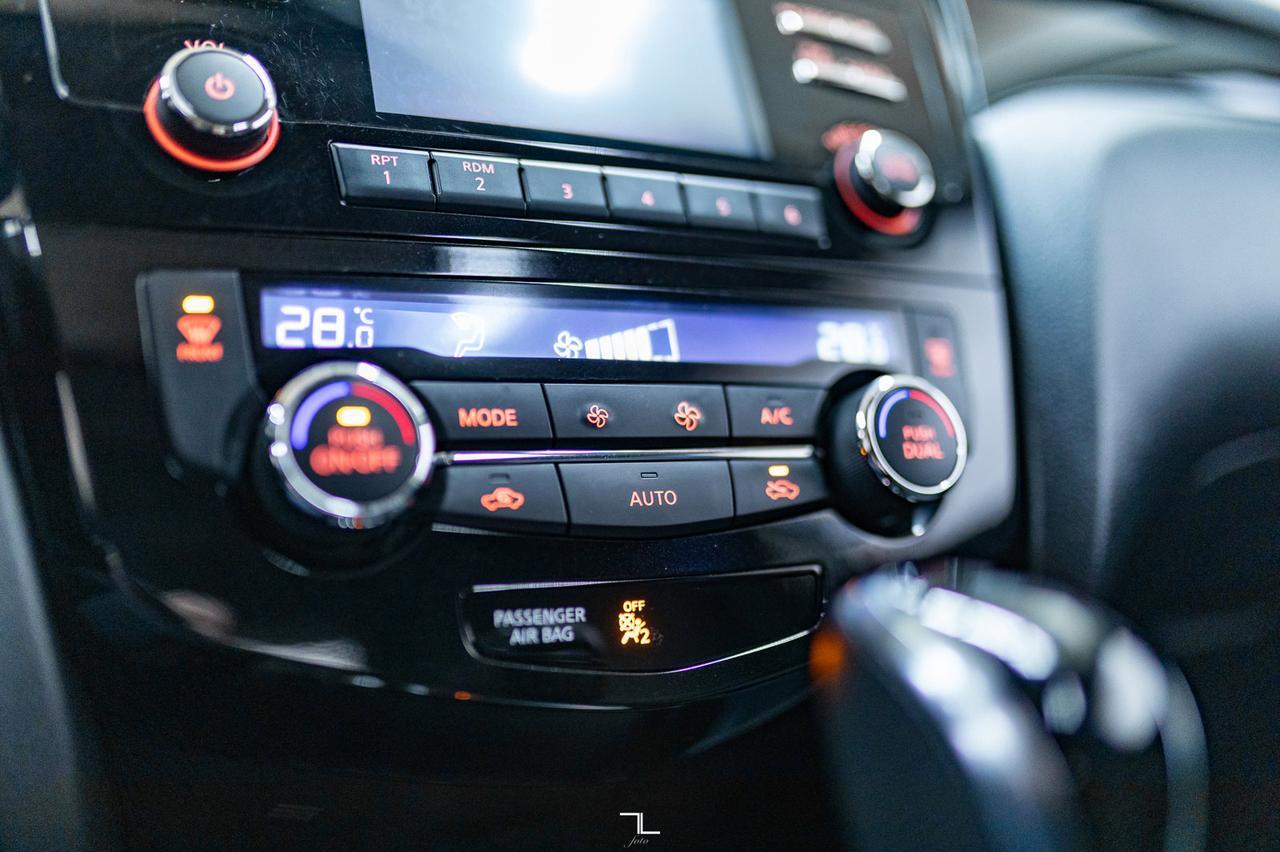 2017 Nissan Qashqai AWD SV Roof BCam Red Deer AB