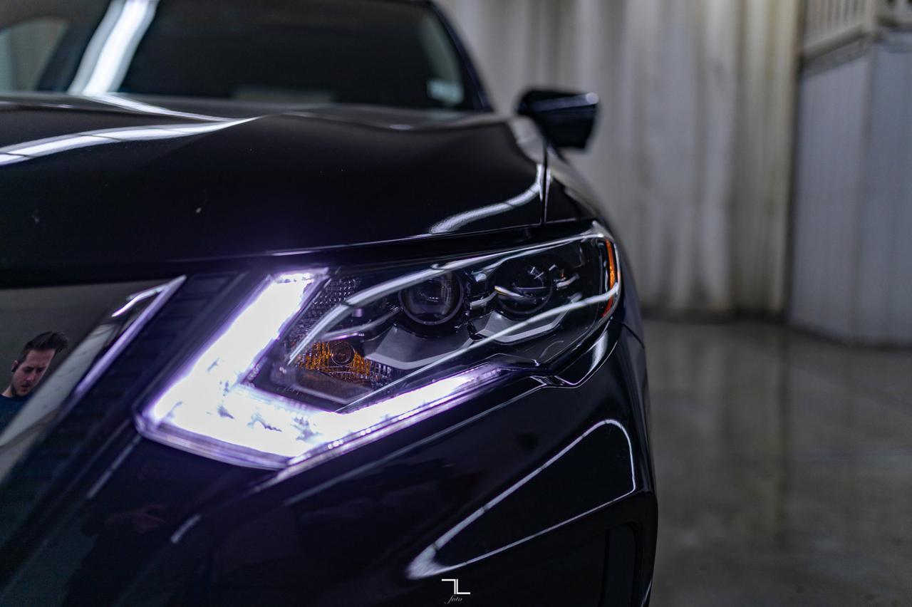 2017 Nissan Rogue AWD SL Leather Roof Nav BCam Red Deer AB