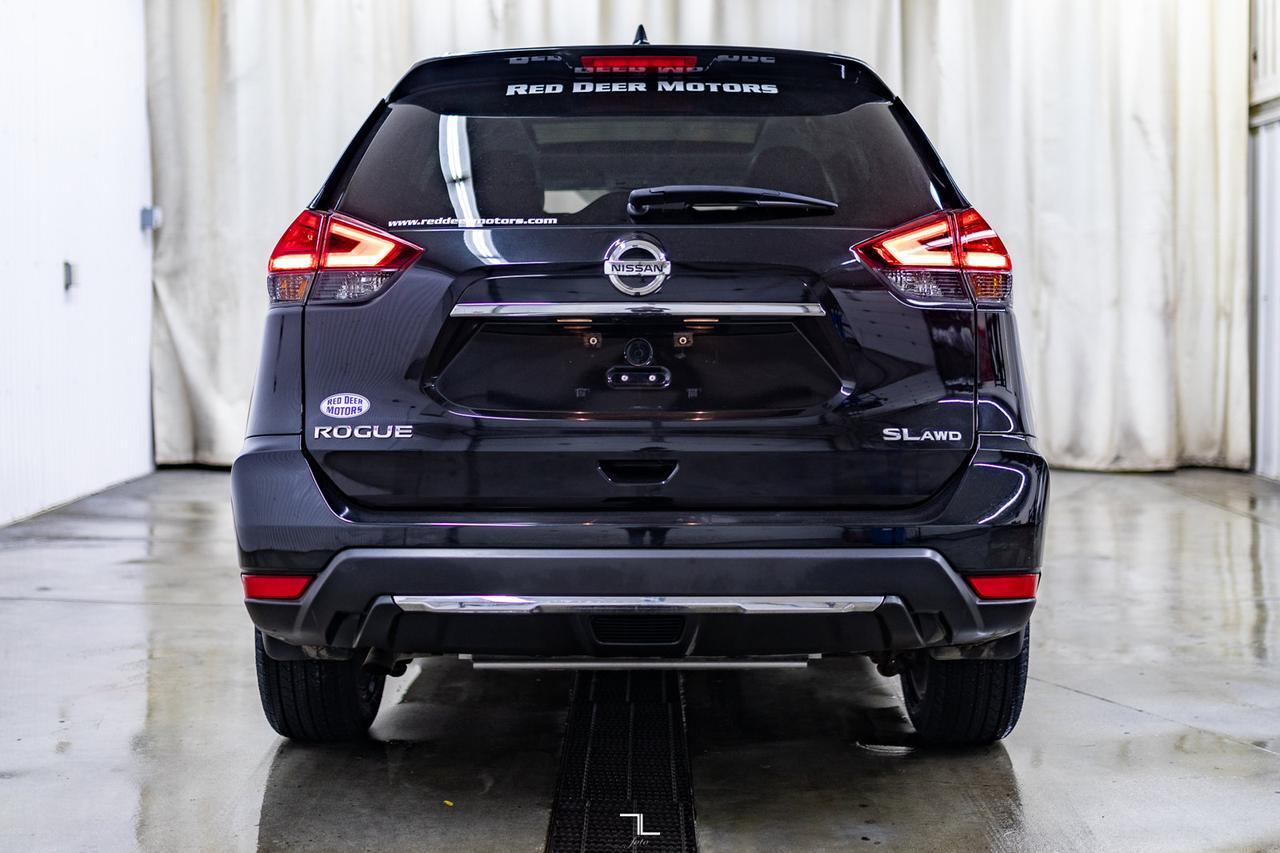 2017 Nissan Rogue AWD SL Leather Roof Nav BCam Red Deer AB