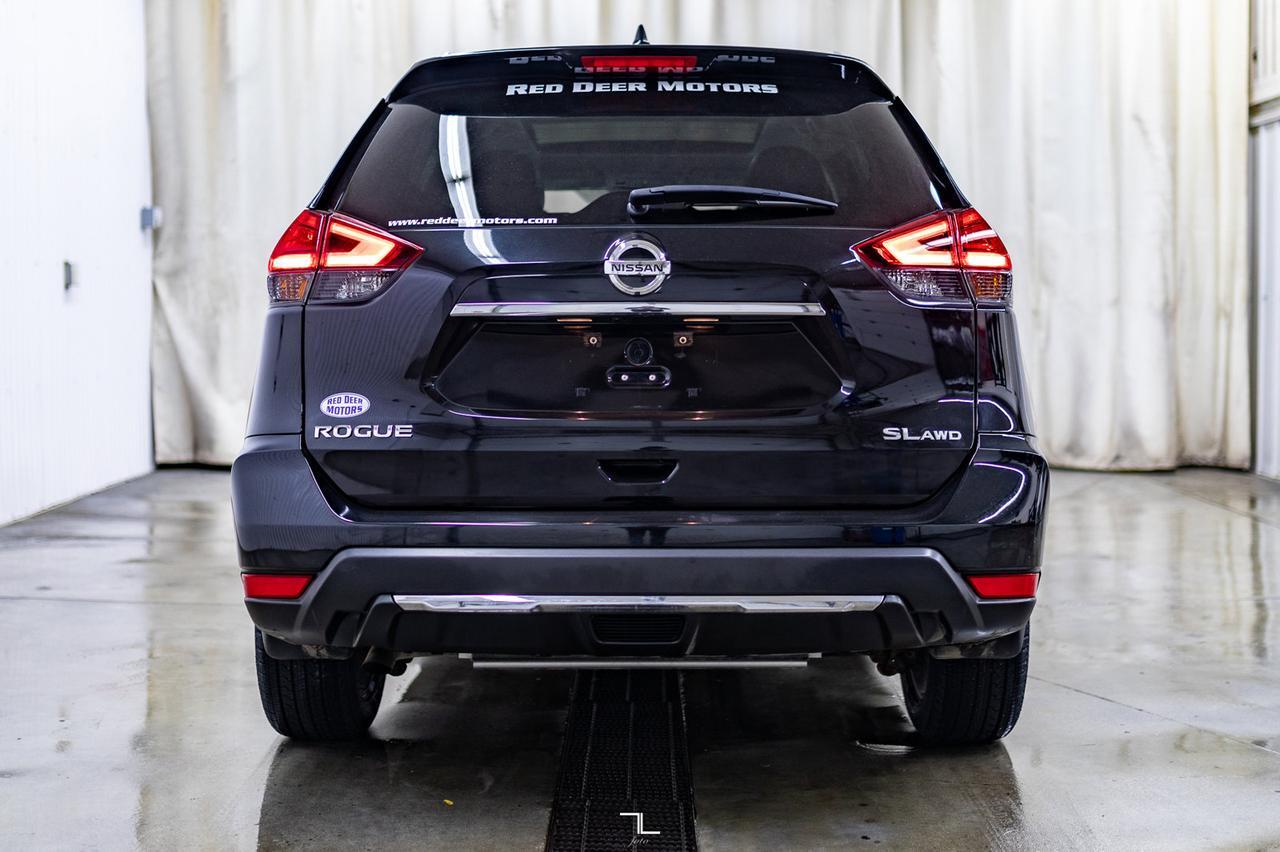 2017 Nissan Rogue AWD SL Leather Roof Nav BCam Red Deer AB