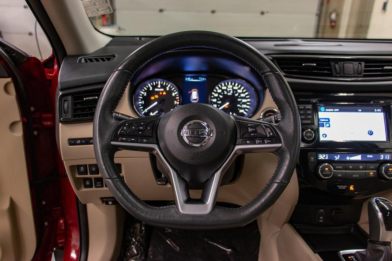 2017 Nissan Rogue AWD SL Leather Roof Nav Red Deer AB