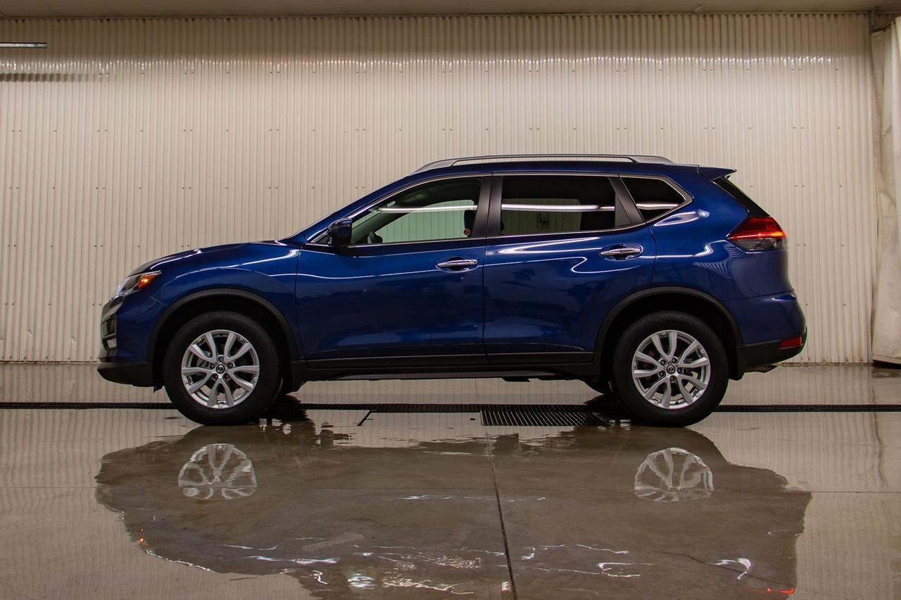 2017 Nissan Rogue AWD SV Red Deer AB