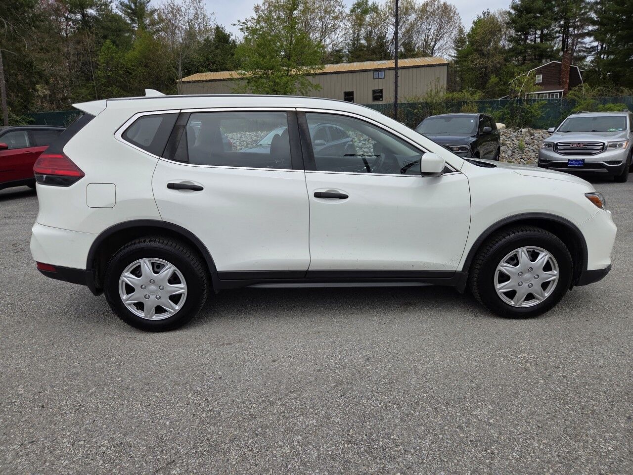 2017 Nissan Rogue S