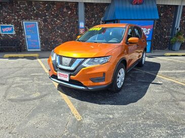 2017_Nissan_Rogue_S_ Saint Joseph MO