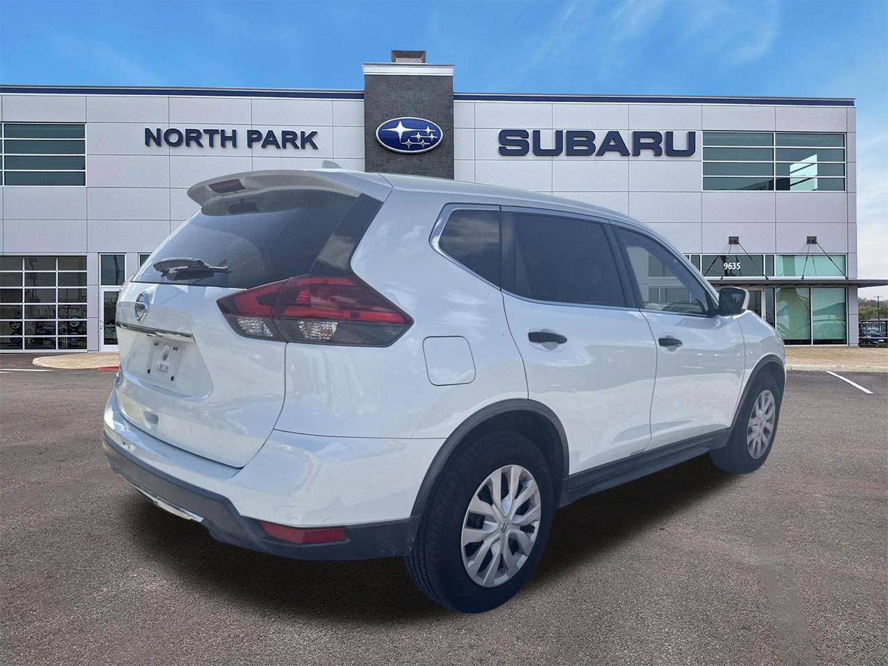 2017 Nissan Rogue S