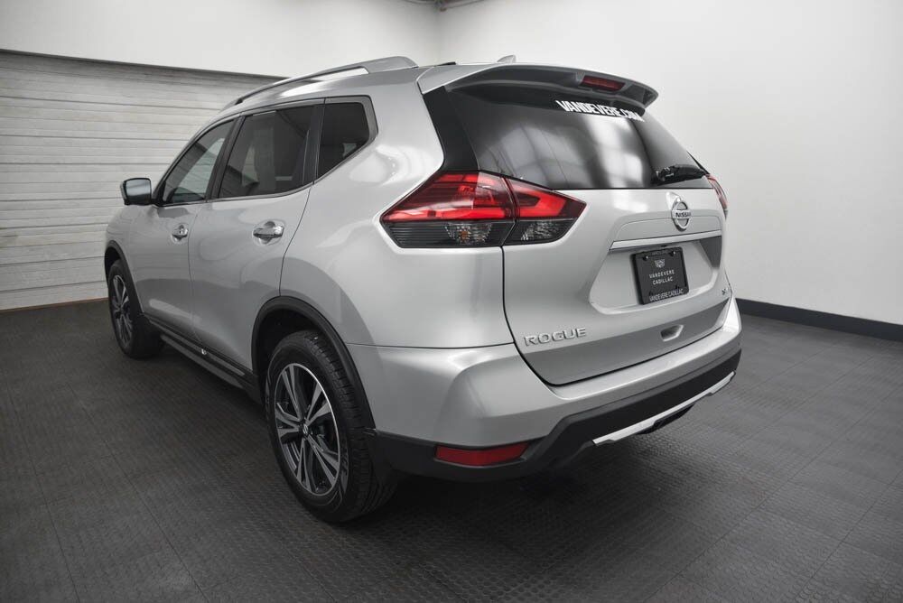 2017 Nissan Rogue SL AKRON OH