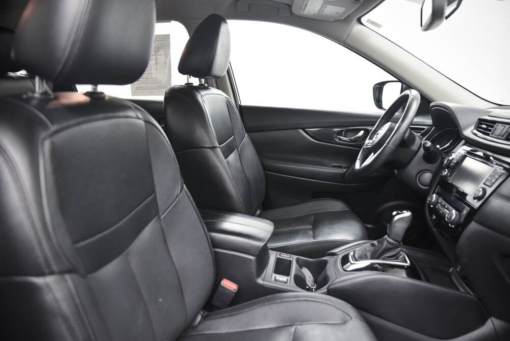 2017 Nissan Rogue SL AKRON OH