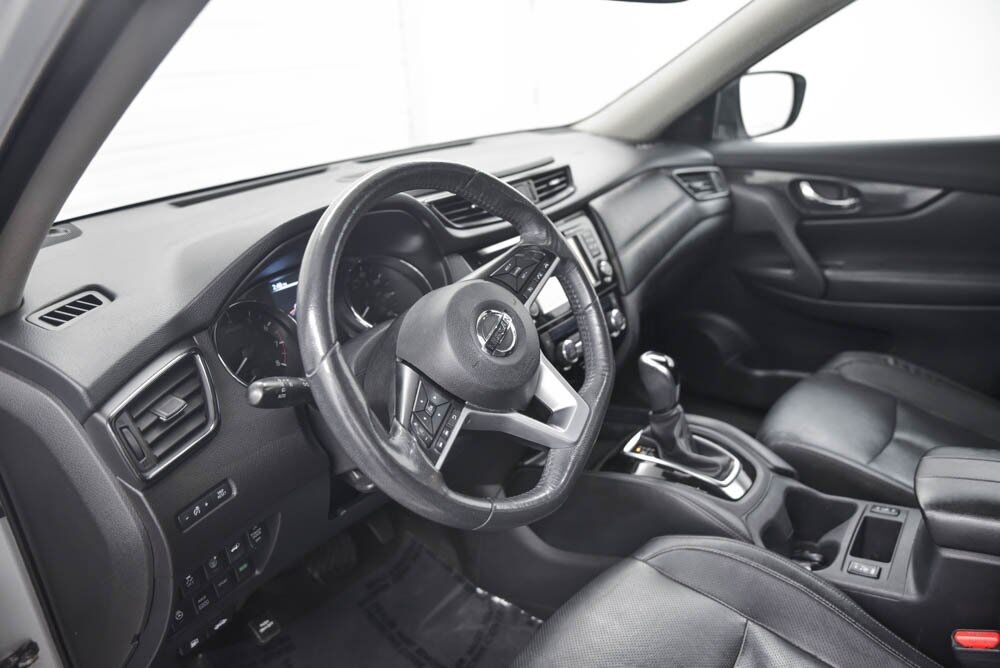 2017 Nissan Rogue SL AKRON OH