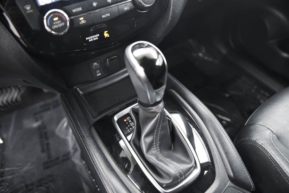 2017 Nissan Rogue SL AKRON OH