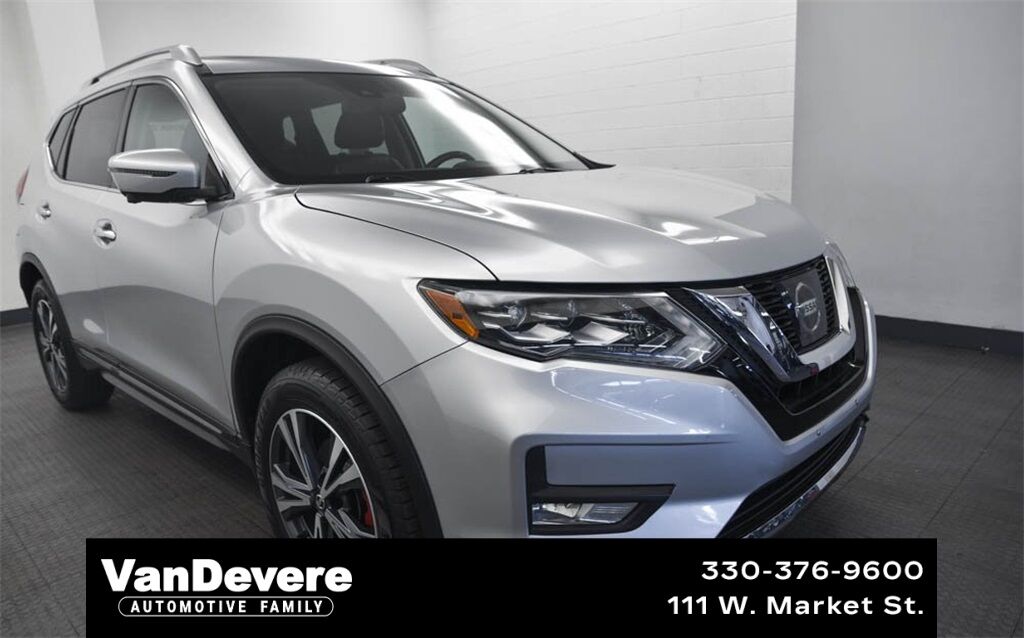 2017 Nissan Rogue SL AKRON OH