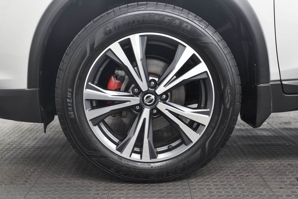 2017 Nissan Rogue SL AKRON OH