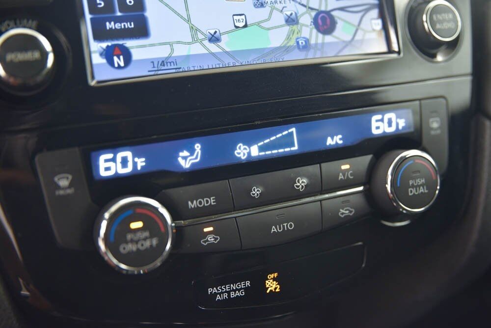 2017 Nissan Rogue SL AKRON OH