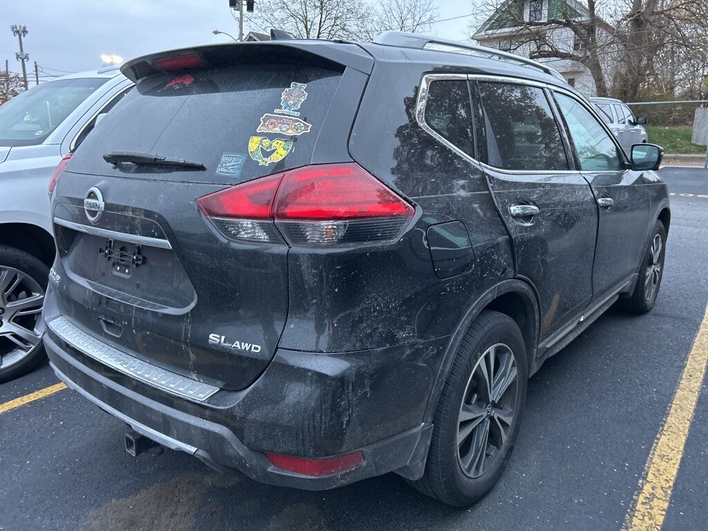 2017 Nissan Rogue SL Akron OH