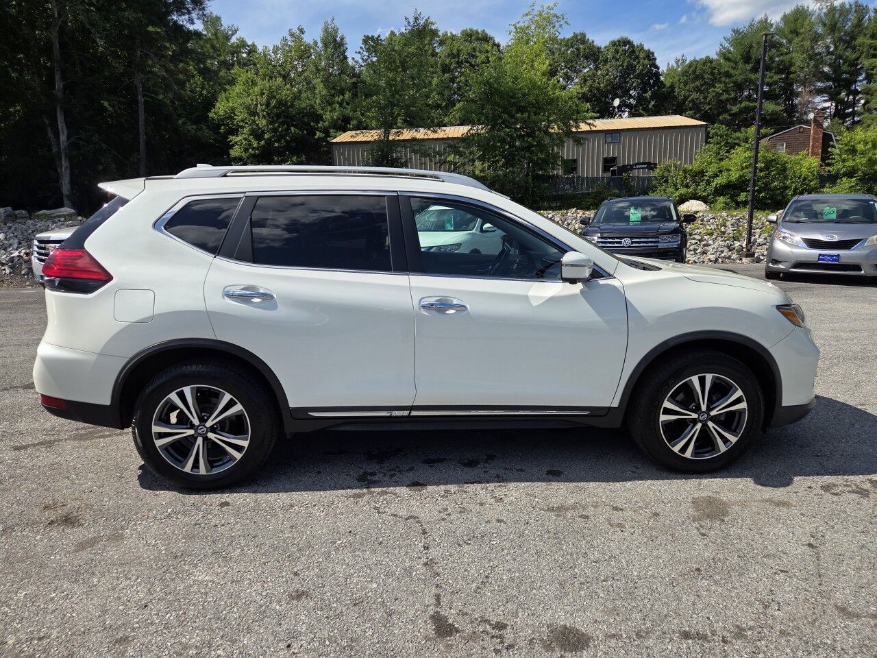 2017 Nissan Rogue SL
