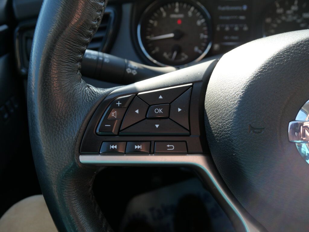 2017 Nissan Rogue SL Mt Pleasant MI
