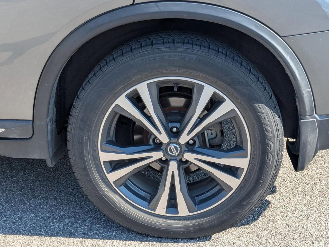 2017 Nissan Rogue SL