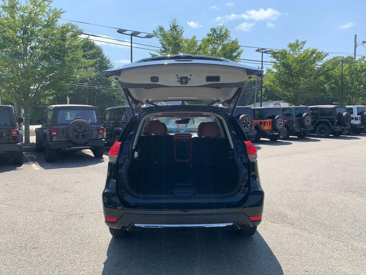 2017 Nissan Rogue SL Dartmouth MA