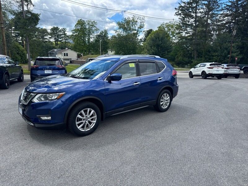 2017 Nissan Rogue SV - HEATED SEATS - NAVIGATION Webster MA