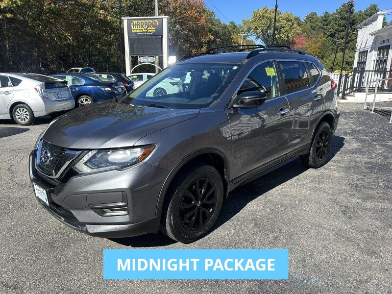 2017 Nissan Rogue SV Midnight Edition photo 4